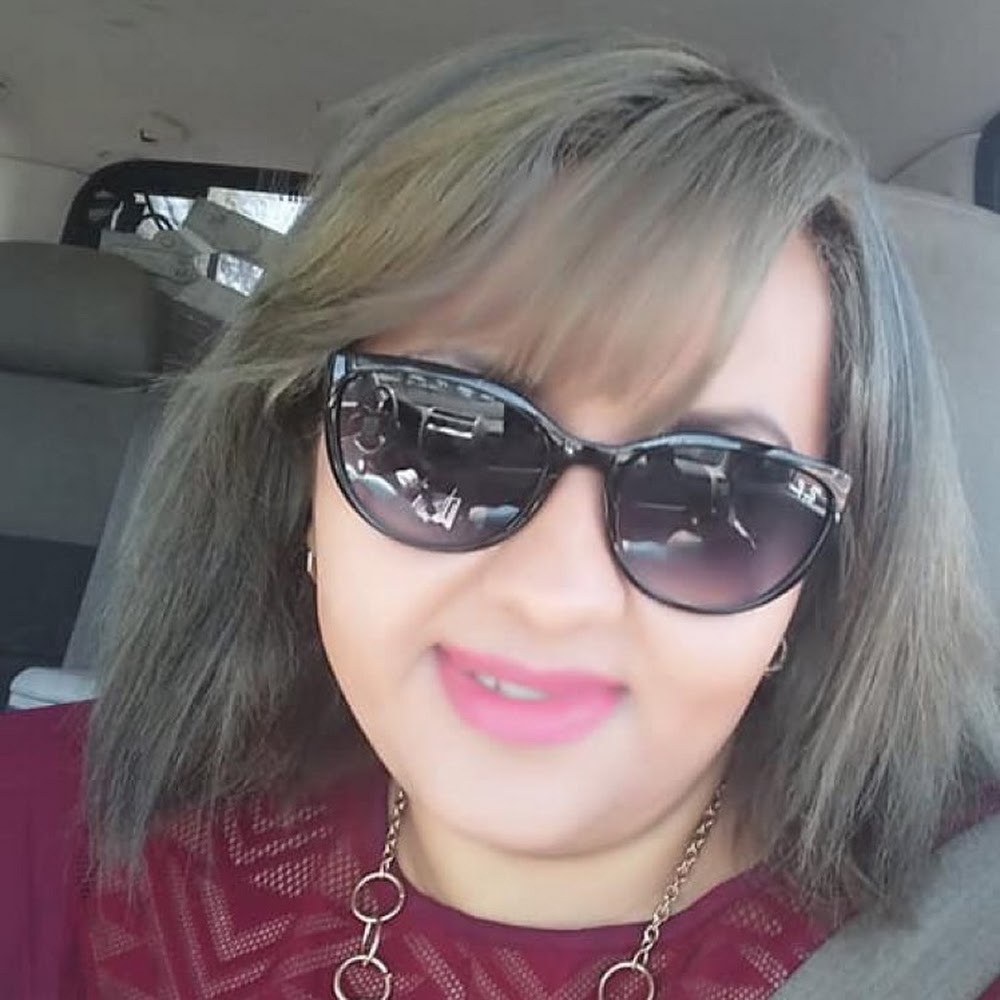 Meet your Posher, Amada